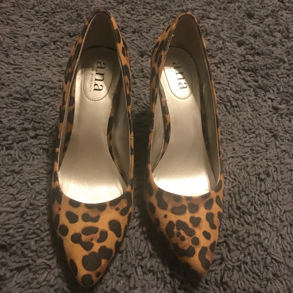 Ana leopard print heels